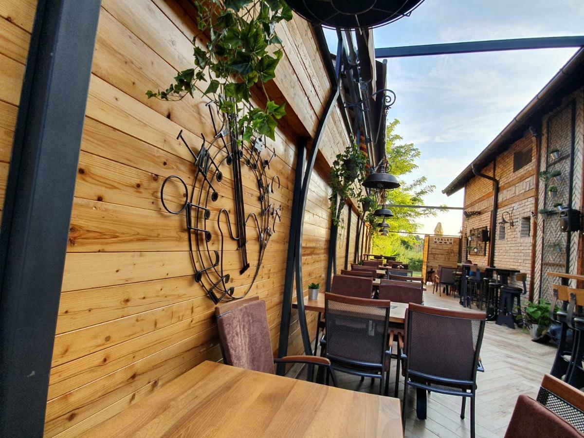 Oldbrick Pub * Sombor